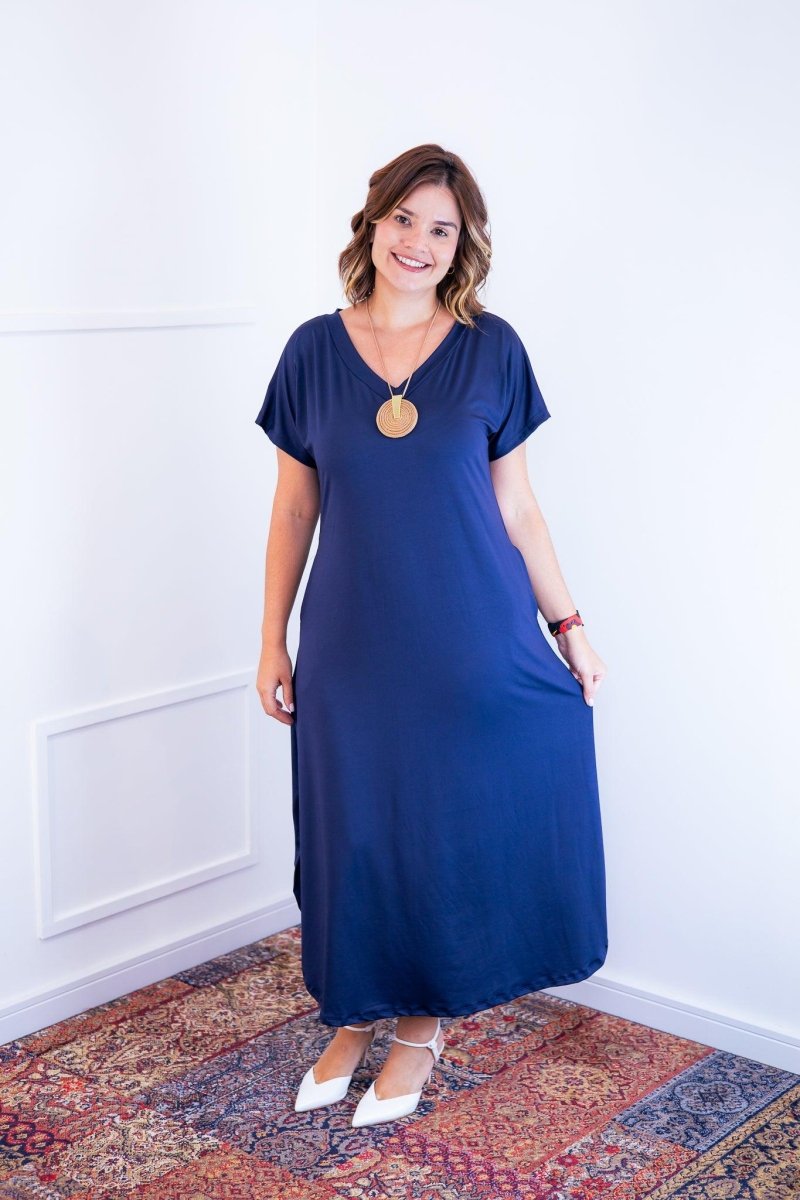 Vestido Antonella – Decote V com Fendas Laterais em Malha Confort