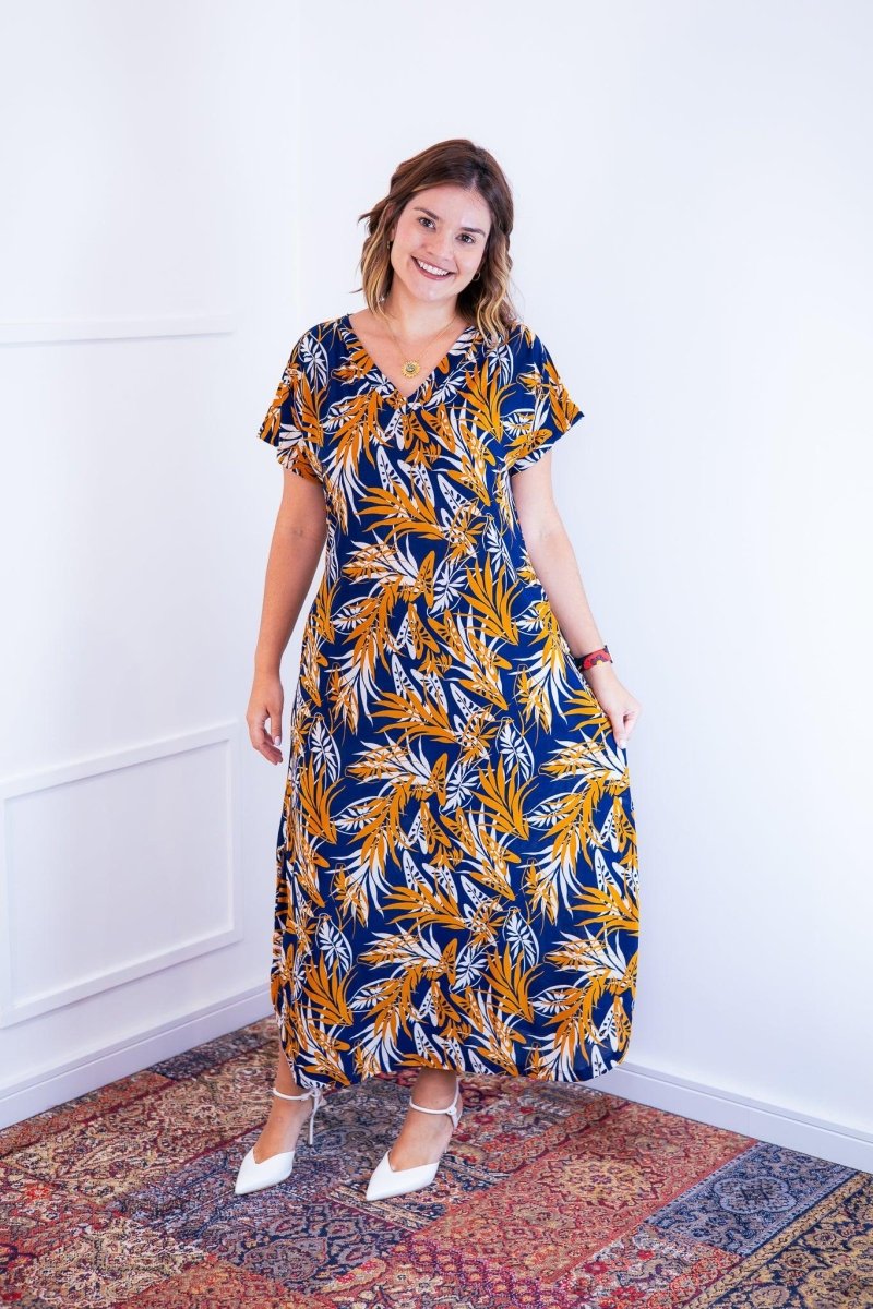 Vestido Antonella – Decote V com Fendas Laterais em Malha Confort