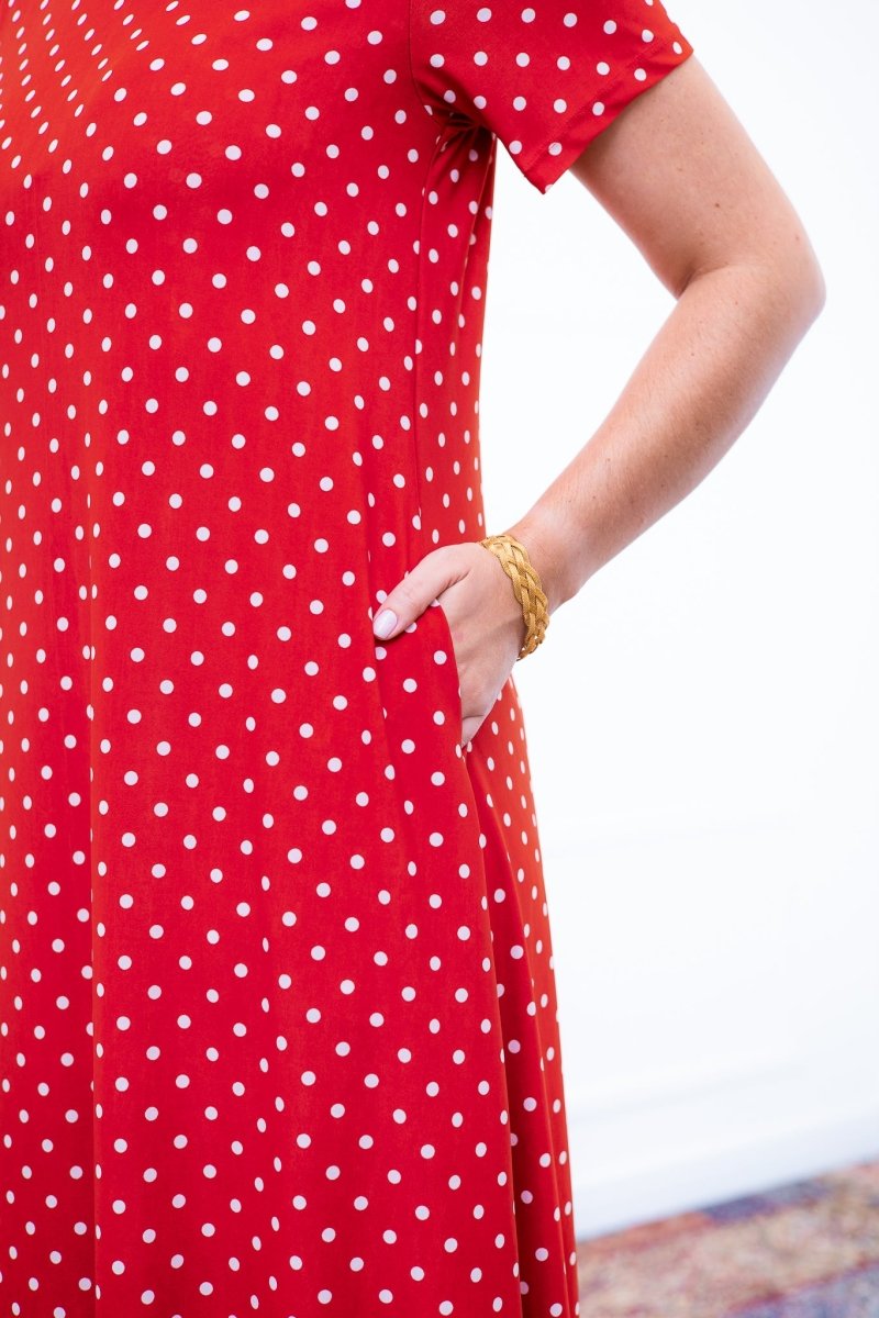 Vestido Sara - Malha Confort Midi com Manga