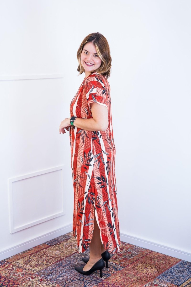 Vestido Antonella – Decote V com Fendas Laterais em Malha Confort