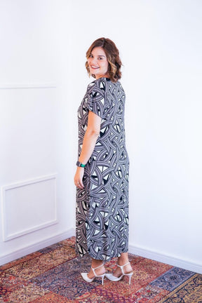 Vestido Antonella – Decote V com Fendas Laterais em Malha Confort