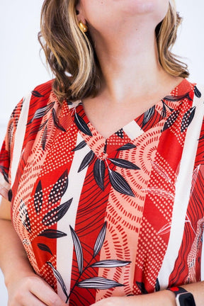 Vestido Antonella – Decote V com Fendas Laterais em Malha Confort