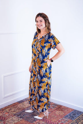 Vestido Antonella – Decote V com Fendas Laterais em Malha Confort