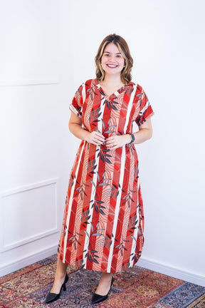 Vestido Antonella – Decote V com Fendas Laterais em Malha Confort