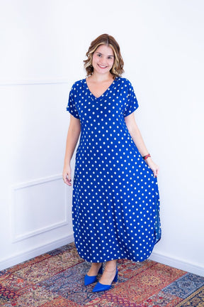 Vestido Antonella – Decote V com Fendas Laterais em Malha Confort