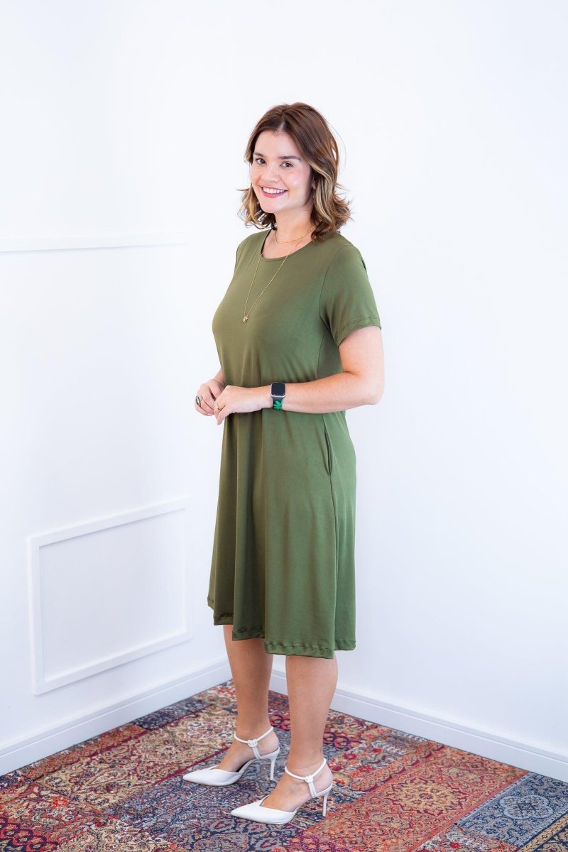 Vestido Sara - Malha Confort Midi com Manga